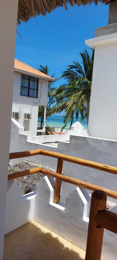 Moyo Top Floor Apartment Pwani Mchangani Luaran gambar
