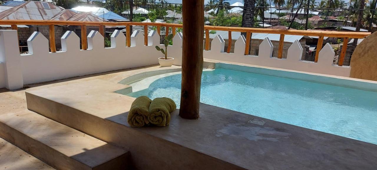 Moyo Top Floor Apartment Pwani Mchangani Luaran gambar